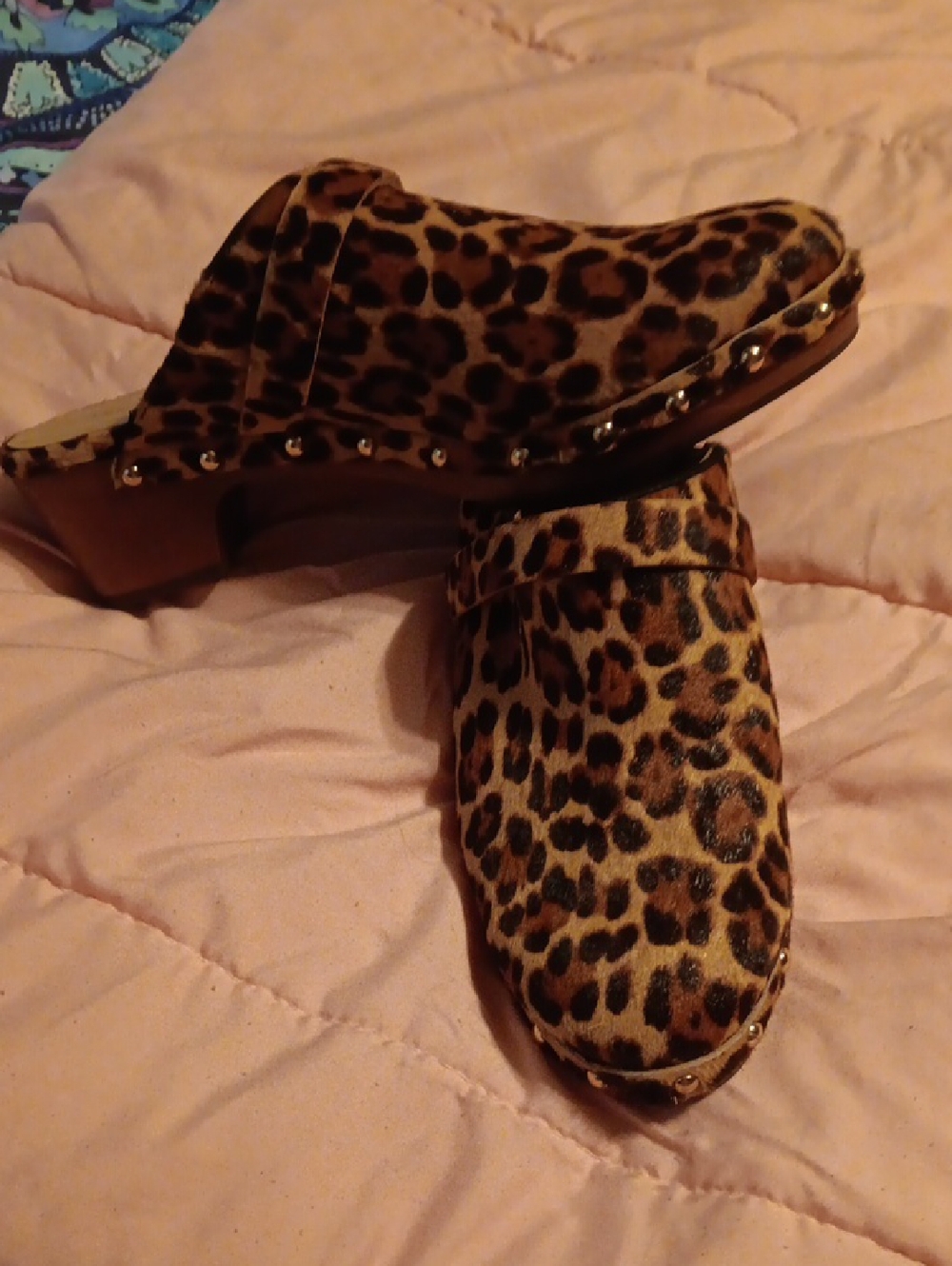 Ann Taylor Leopard Print Slip-On Mules in Brown and Black